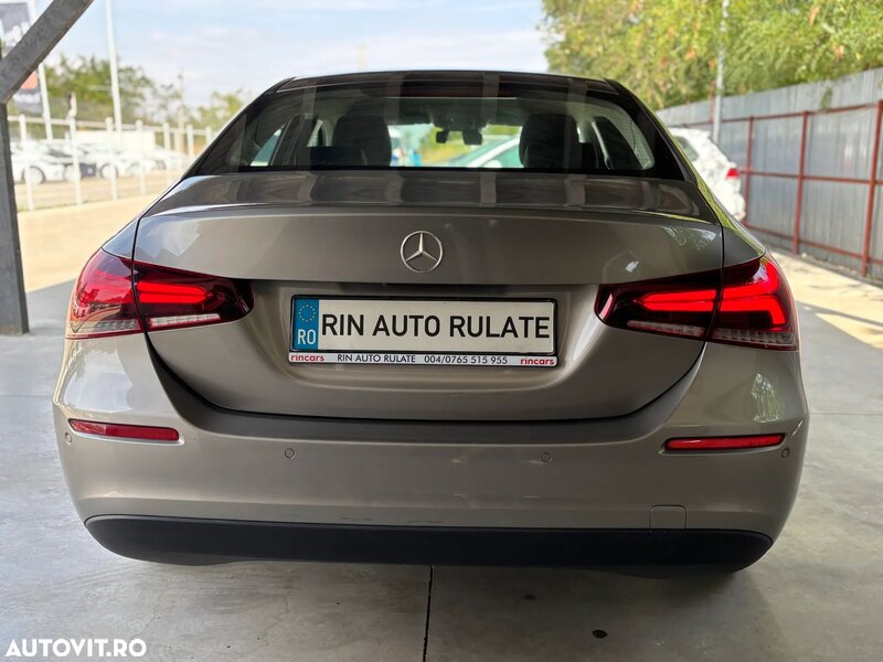 Mercedes-Benz A 180